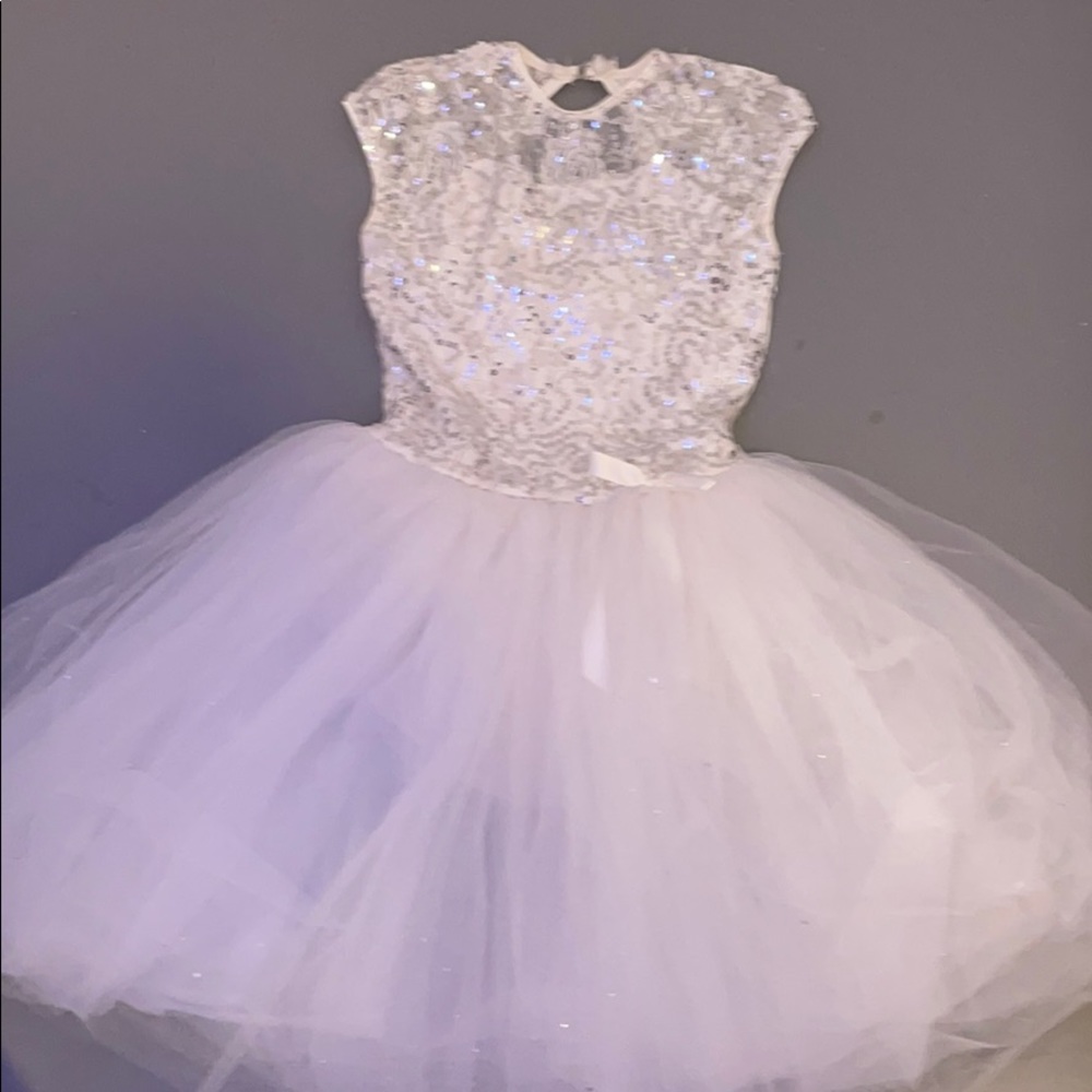 Pretty White Dress NWOT